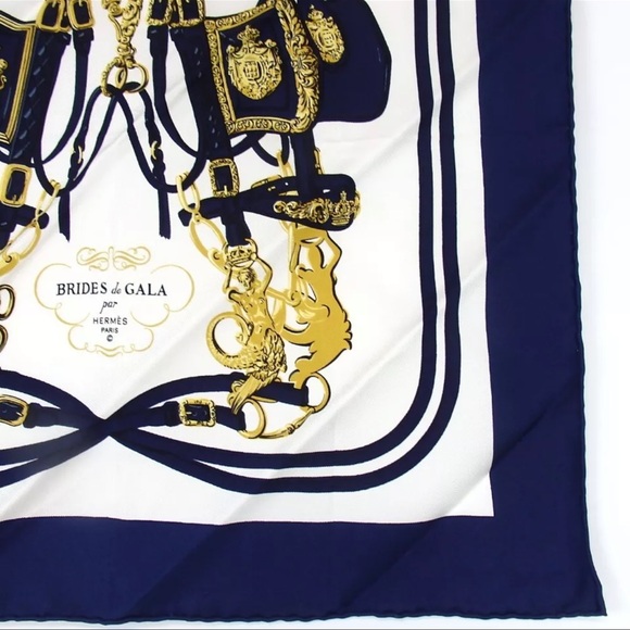 AUTH HERMES Petit Carre BRIDES de GALA Silk Scarf - Picture 4 of 7